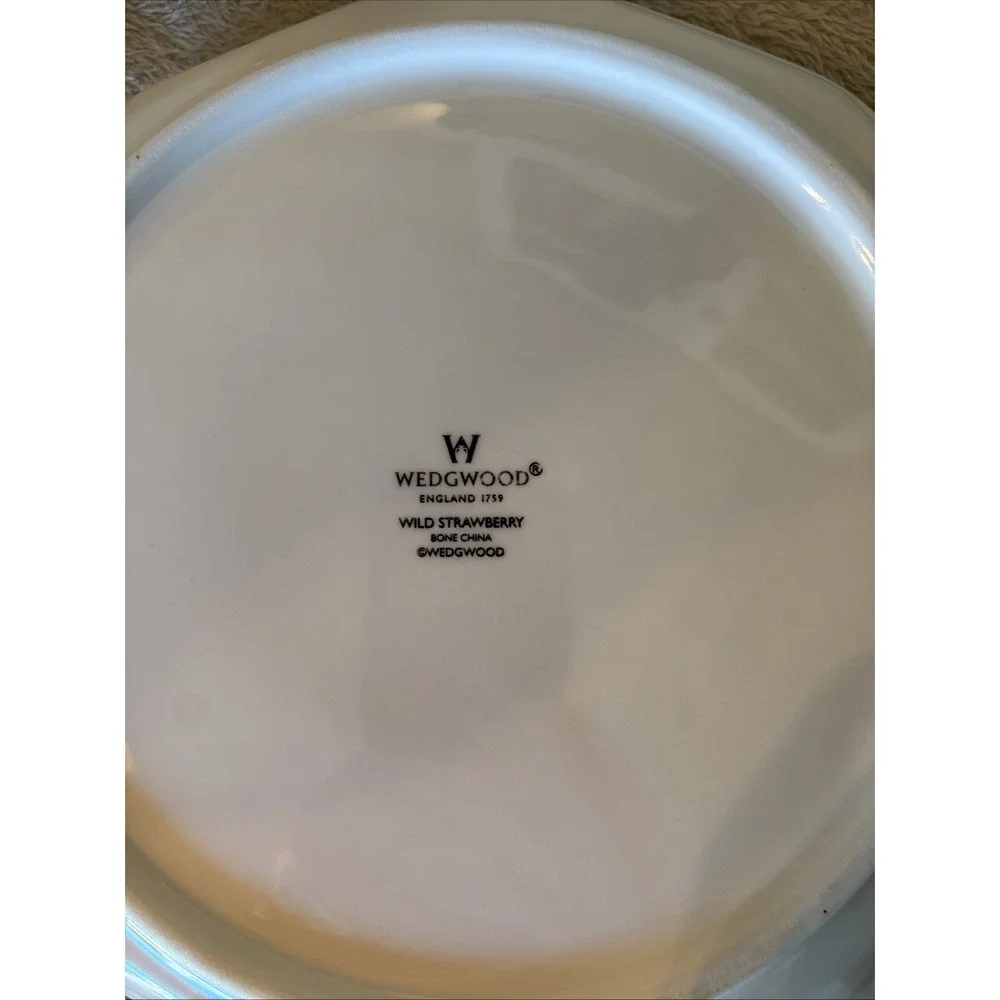 Wedgwood Wild Strawberry Bone China Octagonal 8 sided Serving Plate England